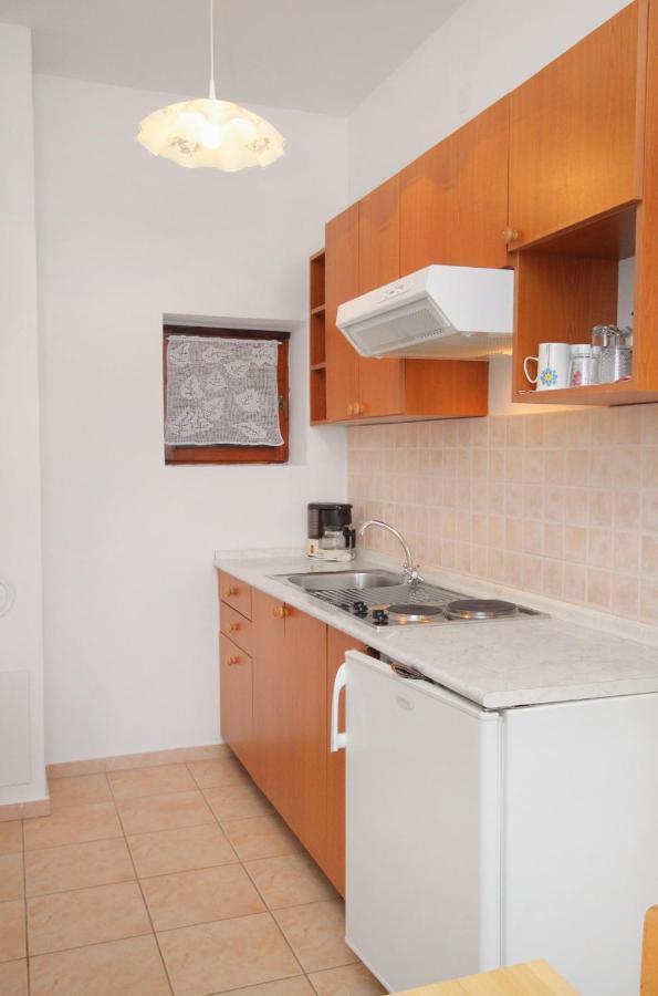 Apartments By The Sea Klenovica, Novi Vinodolski - 5581 Exterior photo